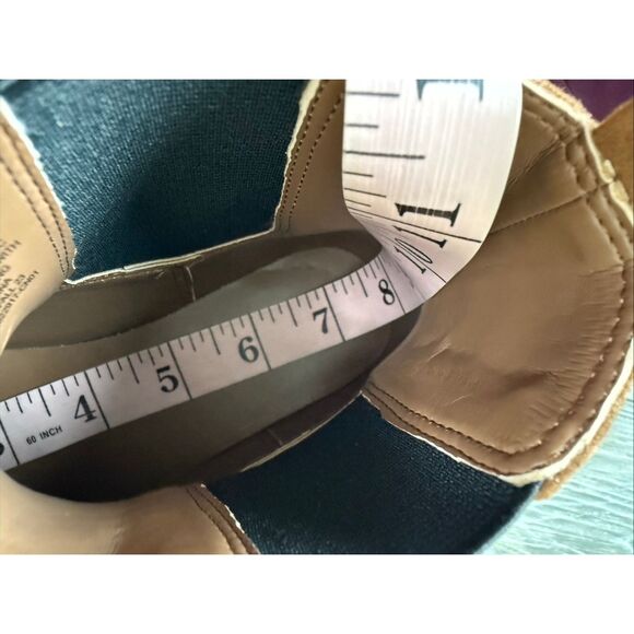 J.Crew Crewcuts Girls' lug-sole boots in brown suede size 13 - Picture 8 of 8